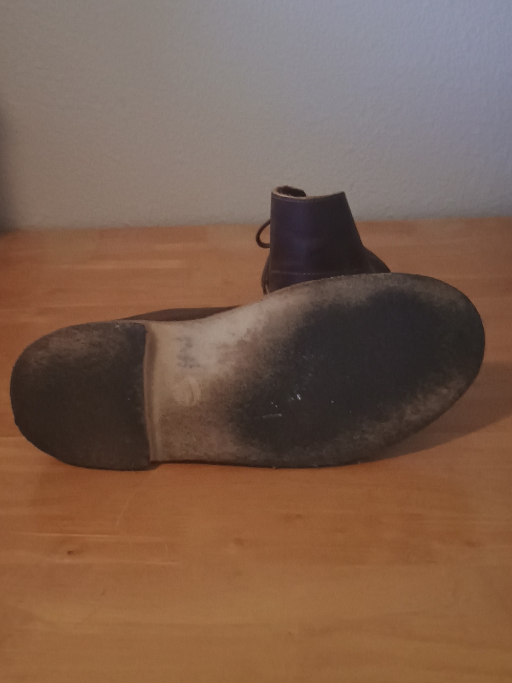 Clarks Brown Leather Chukka Boots - Picture 5 of 8